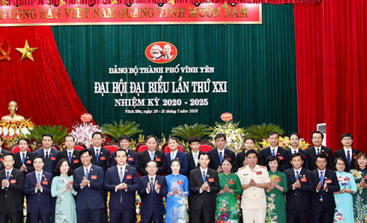 Nhân sự chủ chốt: Nhìn từ Đại hội Đảng bộ cấp trên cơ sở